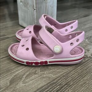 Croc sandals/6C